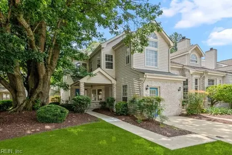 800 Shoal Creek Trl, Chesapeake, VA 23320