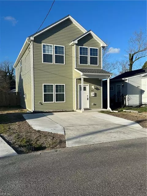 617 Downing St, Hampton, VA 23661