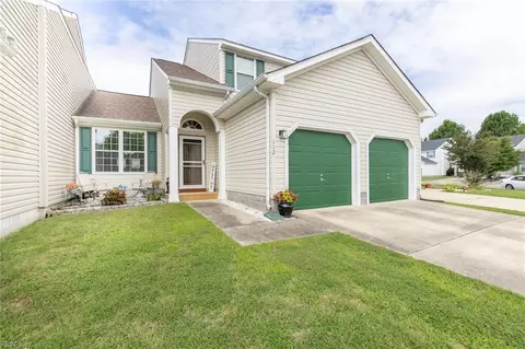 112 Bishops Rch Reach, Smithfield, VA 23430
