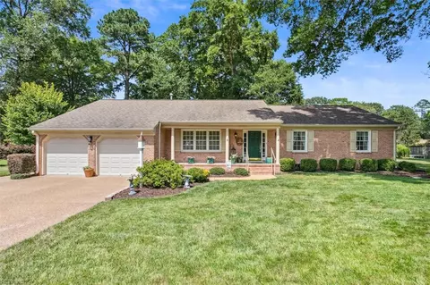 5 Ruth Dr, Poquoson, VA 23662