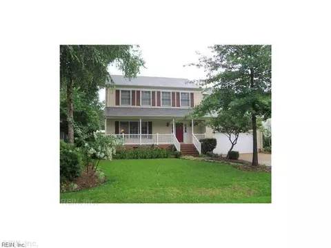 111 Leslie Ln, Yorktown, VA 23693