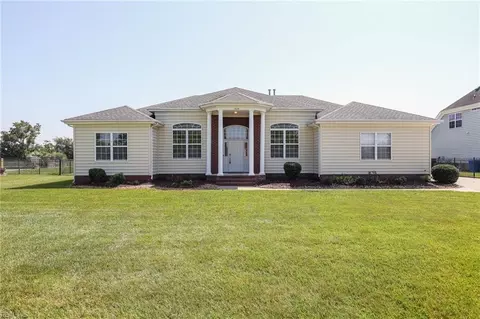 1824 Chelsea Green Dr, Virginia Beach, VA 23456