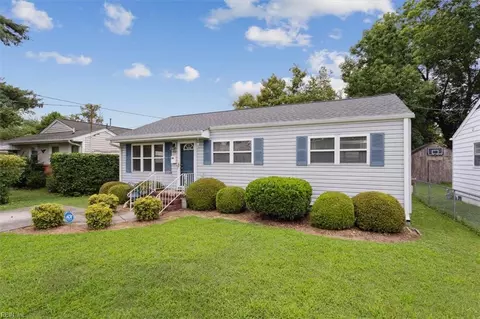 307 Center Ave, Newport News, VA 23601