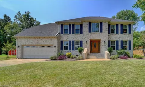 2145 Brush Hill Ln, Virginia Beach, VA 23456
