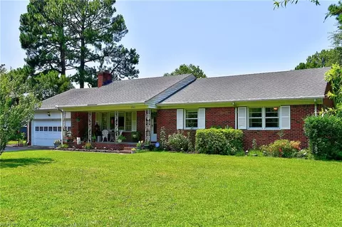 6461 Azalea Garden Rd, Norfolk, VA 23518