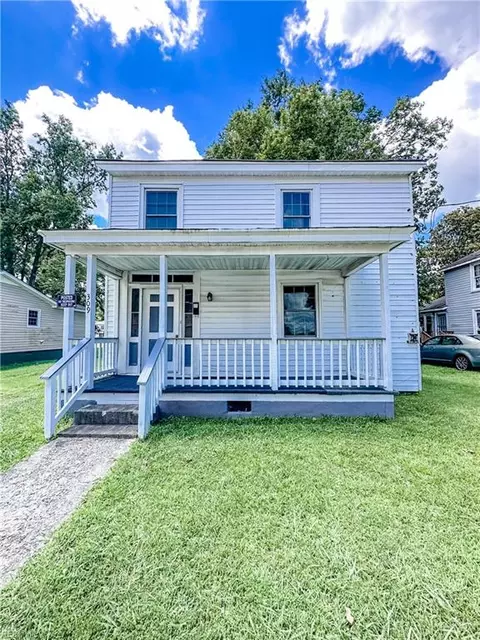 309 Hall St, Franklin, VA 23851