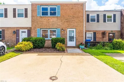 422 Longleaf Rd, Virginia Beach, VA 23454