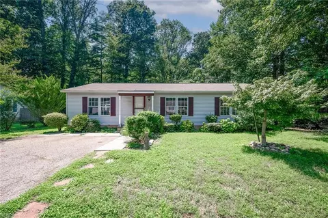 111 Briar Ln, Williamsburg, VA 23188