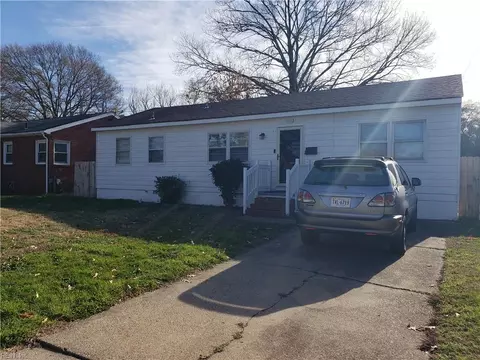 1112 78th St, Newport News, VA 23605