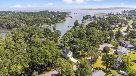 53 W Sandy Point Rd, Poquoson, VA 23662