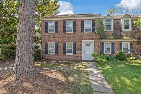 5213 Cobble Hill Rd, Portsmouth, VA 23703