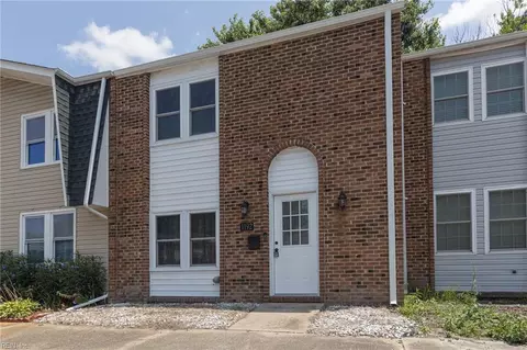 1192 Clydesdale Ln, Virginia Beach, VA 23464