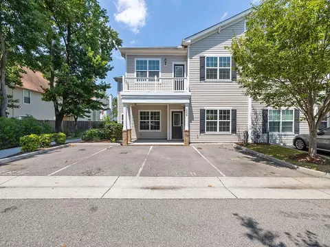 5508 Muth Ct, Virginia Beach, VA 23462