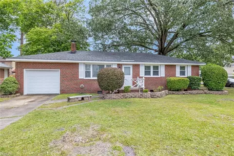 2144 Engle Ave, Chesapeake, VA 23320