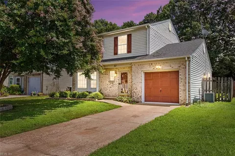 57 Kincaid Ln, Hampton, VA 23666