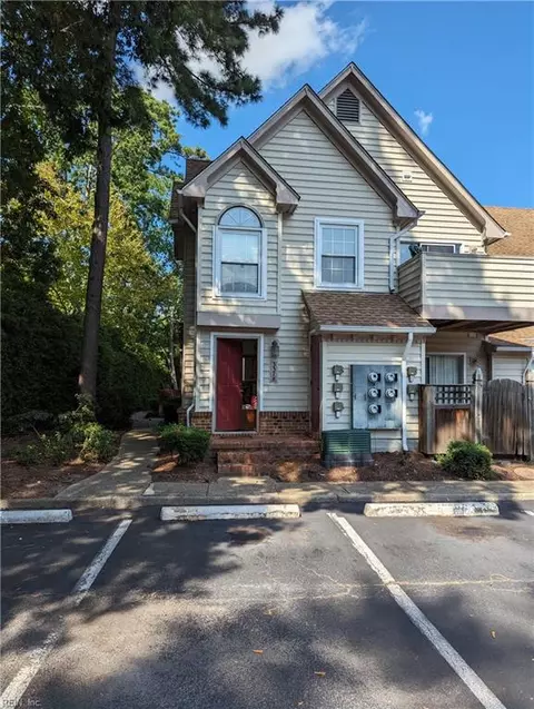 337 Wimbledon Chse Chase #H, Chesapeake, VA 23320