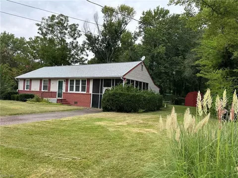 913 Coleman Dr, Williamsburg, VA 23185