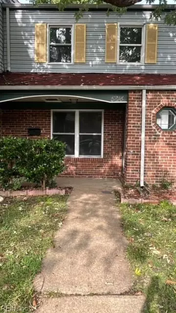 5814 W Hastings Arch Arch, Virginia Beach, VA 23462