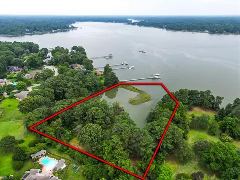 1801 Estates Ct, Virginia Beach, VA 23454