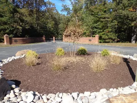 16502 Rivers Edge Trl, Isle Of Wight County, VA 23430
