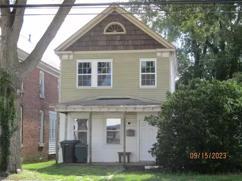 16 N Mallory St, Hampton, VA 23663