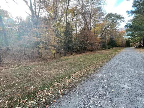 1 5ac Colonial Dr, Surry County, VA 23883