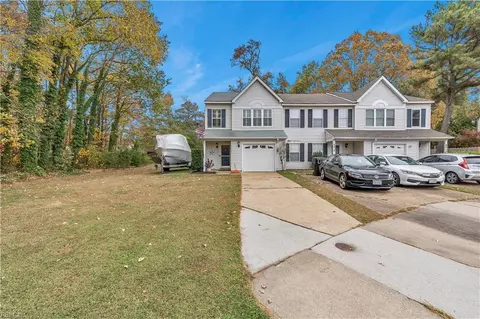 4040 Wyckoff Dr, Virginia Beach, VA 23452