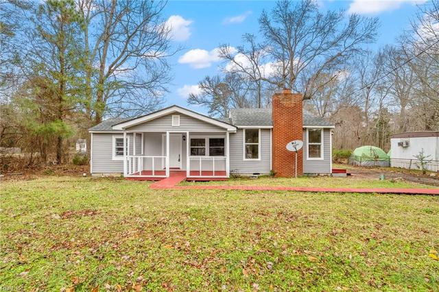 9261 Cuba Rd, Hayes, VA 23072