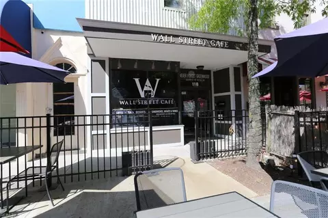 118 W Washington St, Suffolk, VA 23434