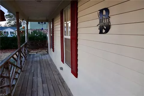 826 N Fifth St, Hampton, VA 23664 photo 3
