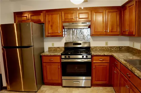 826 N Fifth St, Hampton, VA 23664 photo 14