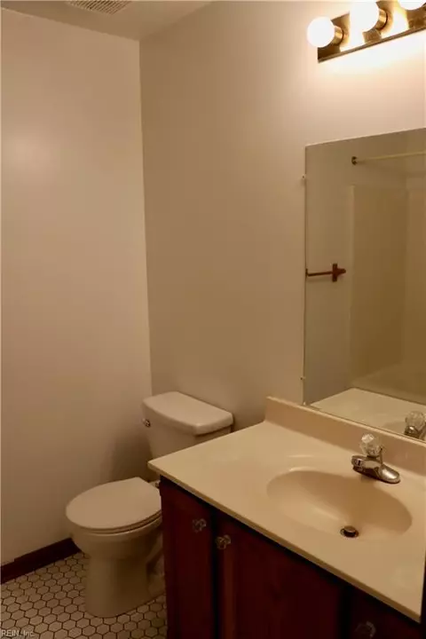 826 N Fifth St, Hampton, VA 23664 photo 28