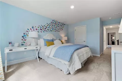 Bedroom - 197 Royal Blackheath, Smithfield, VA 23430 photo 4 of 11