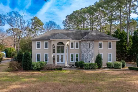 1930 Woodside Ln, Virginia Beach, VA 23454