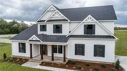 2320 Shillelagh Rd, Chesapeake, VA 23323
