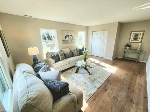 5750 E Hastings Arch Arch, Virginia Beach, VA 23462