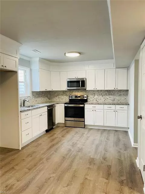 3210 Dunnbury Ct, Virginia Beach, VA 23453