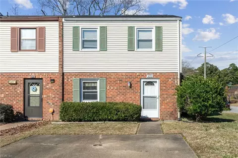 429 Longleaf Rd, Virginia Beach, VA 23454