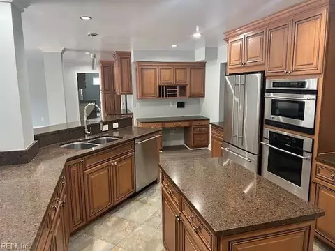 1333 Drexel Cir, Virginia Beach, VA 23464