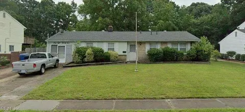 3829 Silina Dr, Virginia Beach, VA 23452