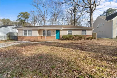 176 S Fir Ave, Virginia Beach, VA 23452
