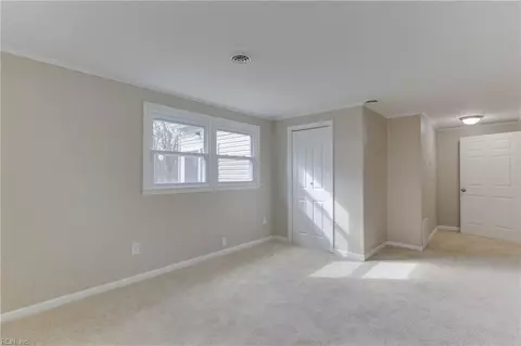 93 Jordan Dr, Hampton, VA 23666 photo 9