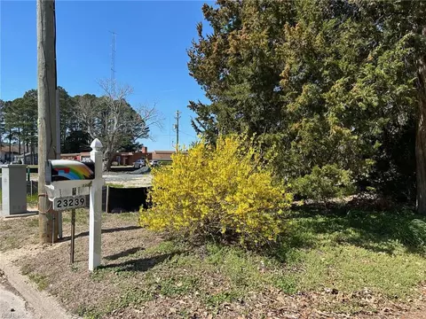 23239 Front St, Accomack County, VA 23301 photo 12