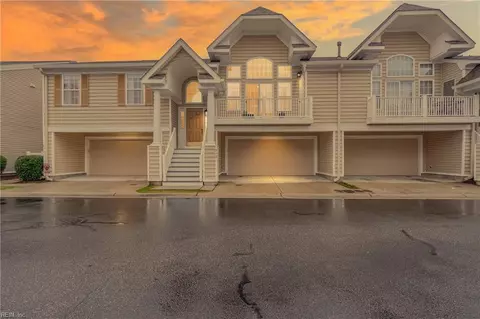 832 Point Way, Virginia Beach, VA 23462