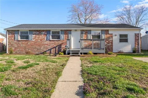 2006 Egger Cir, Hampton, VA 23663