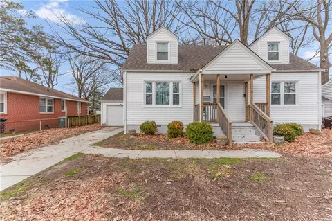 1016 Warwick Ave, Norfolk, VA 23503