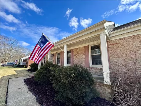 517 Ravenstone Dr, Chesapeake, VA 23322