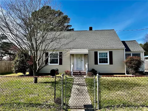 94 Oregon Ave, Portsmouth, VA 23701