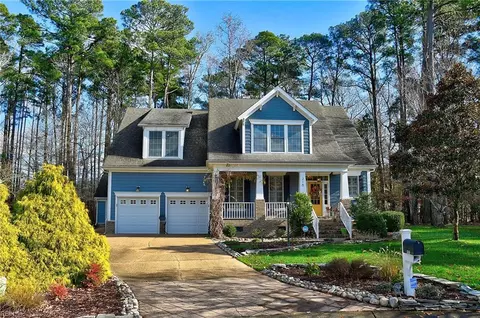 216 Summerhouse Ln, Carrollton, VA 23314