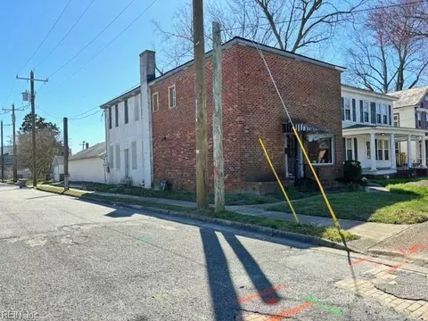4218 Victoria Blvd, Hampton, VA 23669